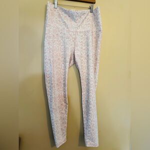 Old Navy Pink and White Leggings with Slim Fit